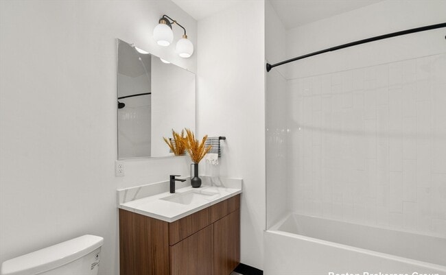 Photo - 600 Broadway Unit 609