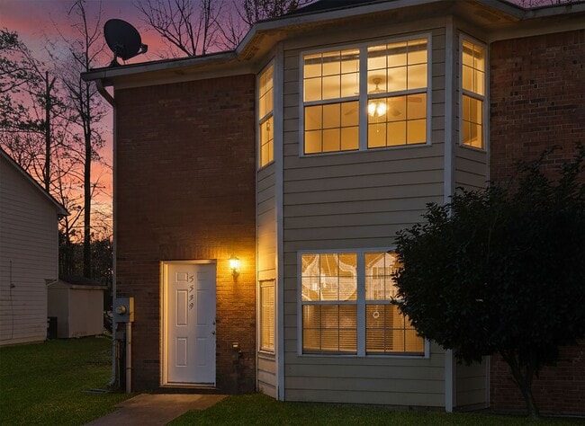 Photo - 5539 Pineridge Ct