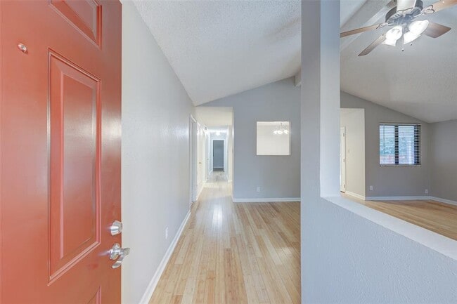Photo - 6300 Capriola Dr