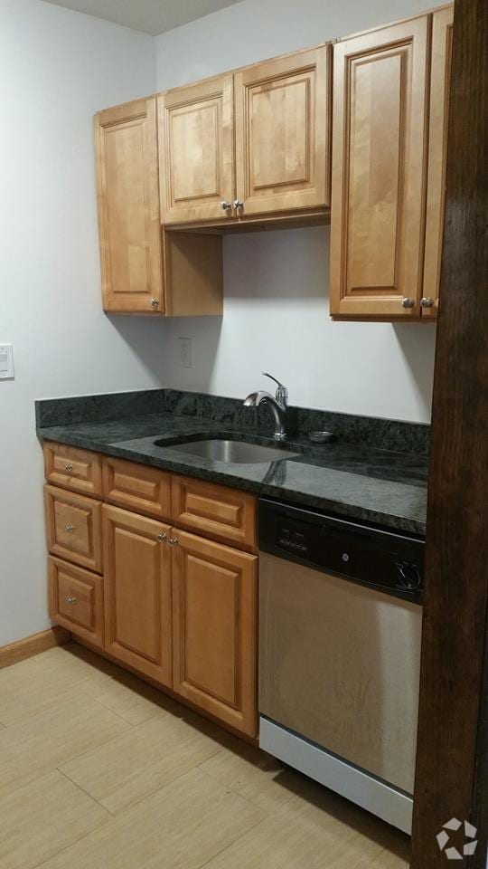 Building Photo - 1812 Boston Ave Rental