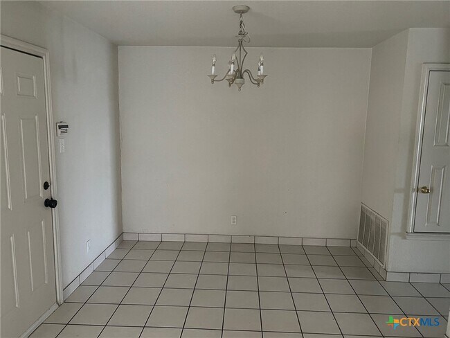 Photo - 1809 N W S Young Dr