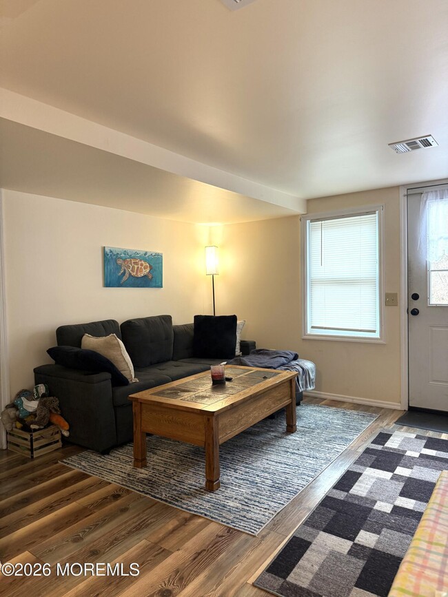 Photo - 115 Bay Pkwy