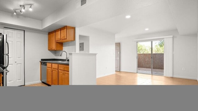 Photo - 5877 N Granite Reef Rd Unit 1154