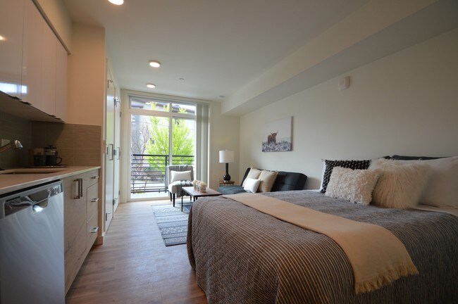 Franklin Station Apartments