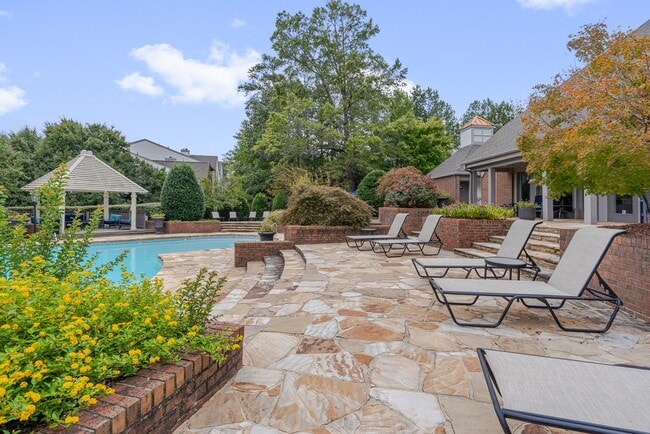 Southpoint Estate Apartments