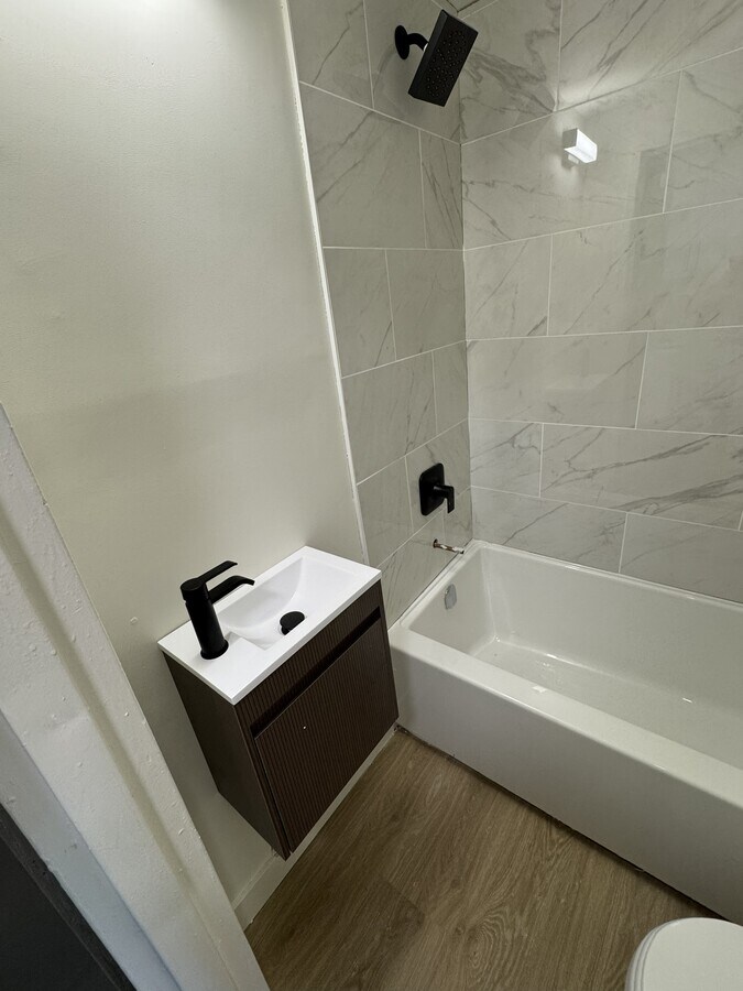 Photo - 62 Triller Ave Unit 405