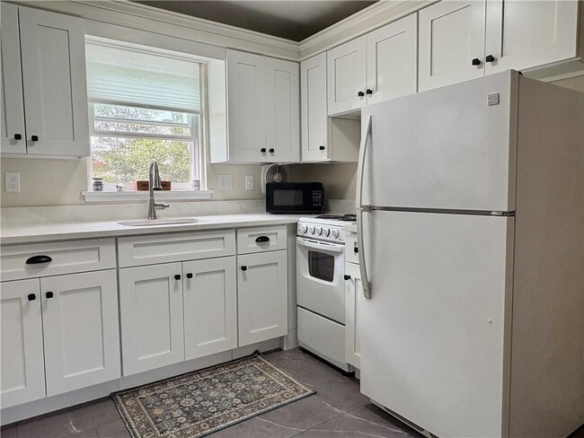 Photo - 70 Carroll Ave Unidad 1210