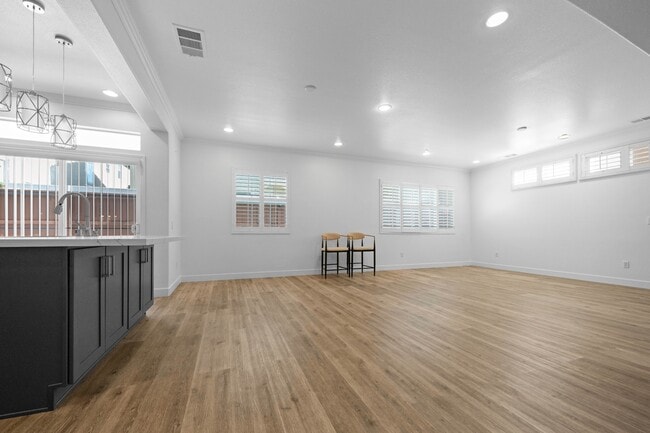 Photo - 9204 S Nobel Way