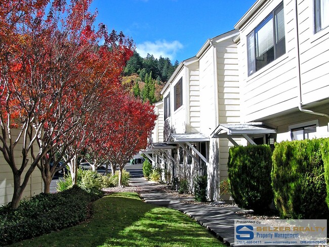 Photo - Charming 2 bd. condo in a lovely west hills setting!