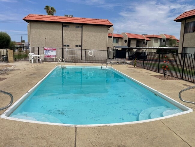Photo - 363 Lake Havasu Ave