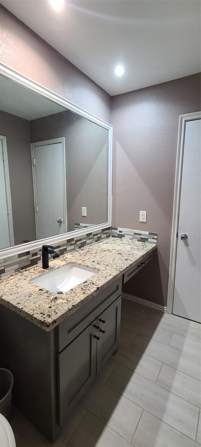 Building Photo - 19042 Remington Mill Dr