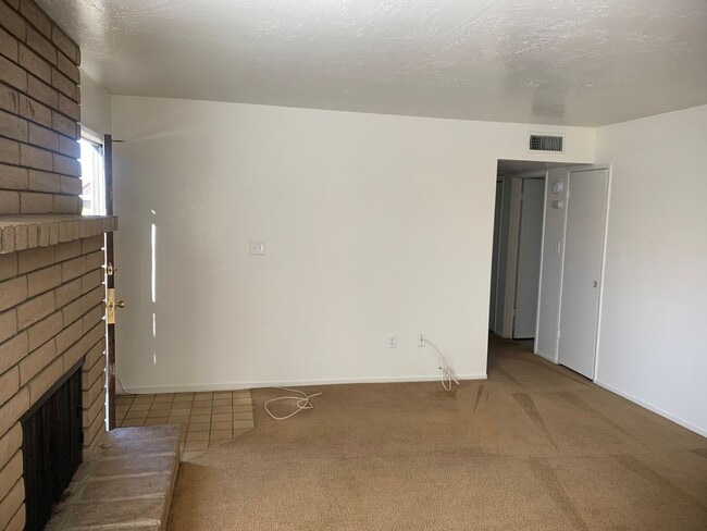 Photo - 7704 N Laurelglen Blvd Unit B