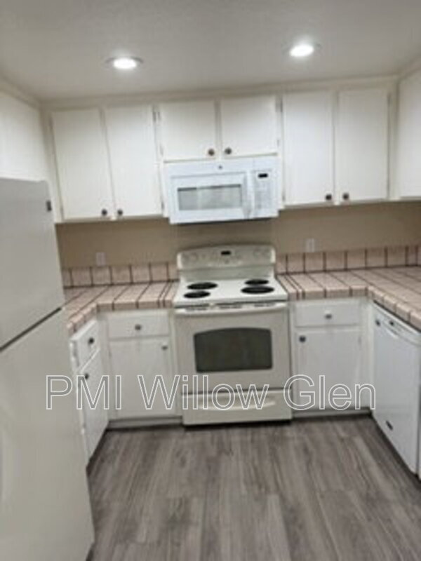 Photo - 7379 Tulare Hill Dr