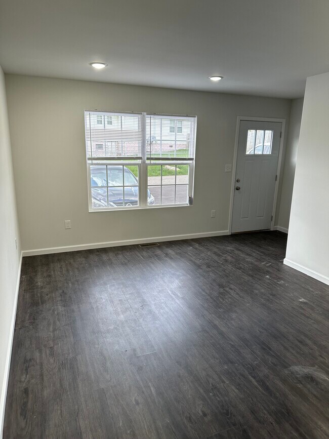 Photo - 827 Old Corbin Pike Rd Unit 2