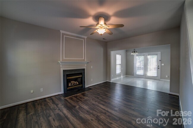 Photo - 6434 Gatesville Ln