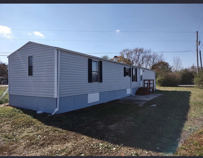 Photo - 1717 Roscoe Howey Rd