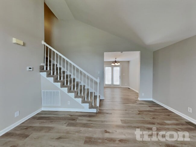 Photo - 1908 Sherman Court