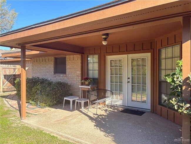 Photo - 5 Ichabod Ln