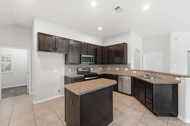 Photo - 5211 Cayenne Ln