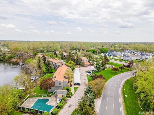 Photo - 9663 Bayview Dr Unit 311