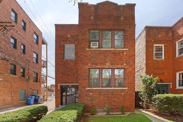 Building Photo - 4115 W Melrose St Unit GS Rental