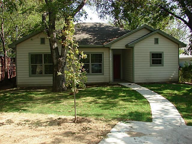 Photo - 701 Frame St