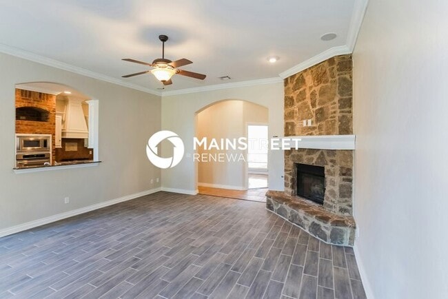 4 Bedroom Pet-Friendly Home in Edmond, OK with Main Street Renewal