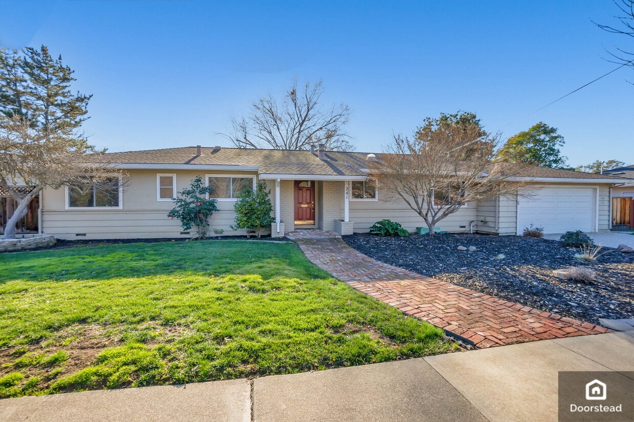 Photo - 241 Walnut Ave (Walnut Creek, CA)