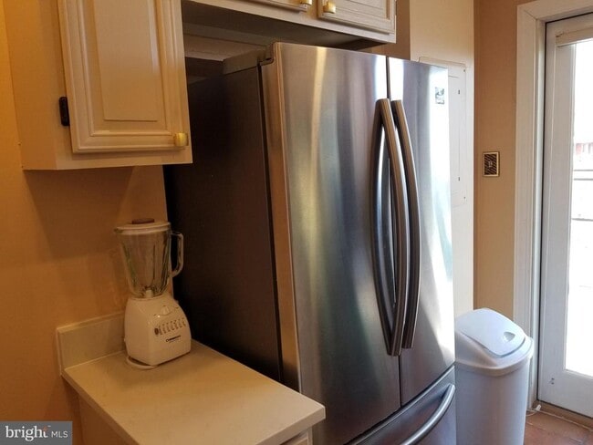 Photo - 1111 Arlington Blvd Unidad 1007