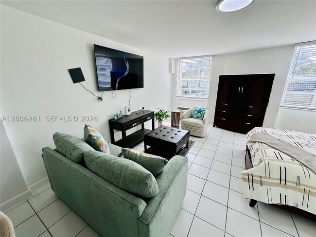 Photo - 710 Washington 321 Unit 321