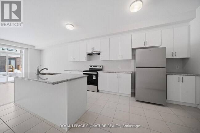 Photo - 1201 Dartmouth Cres