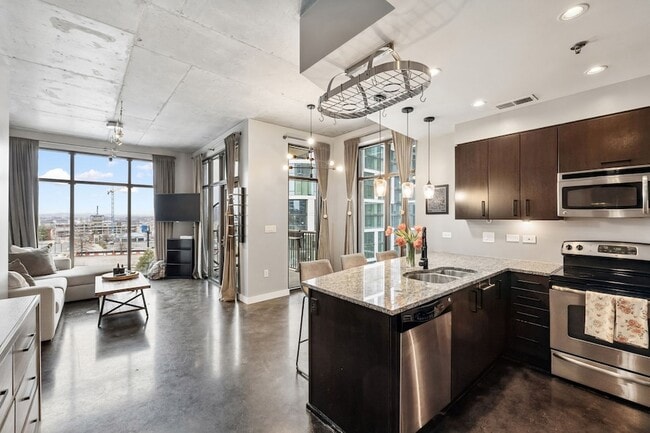 Photo - 1510 Demonbreun St Unidad 608