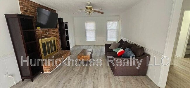 Photo - 438 Blue Rock Dr