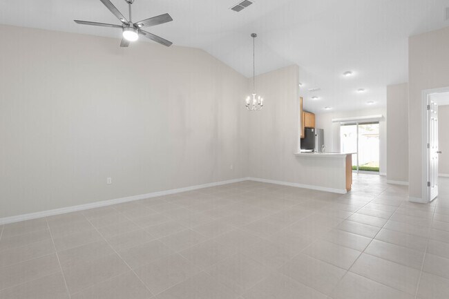 Photo - 13 Squadron Pl