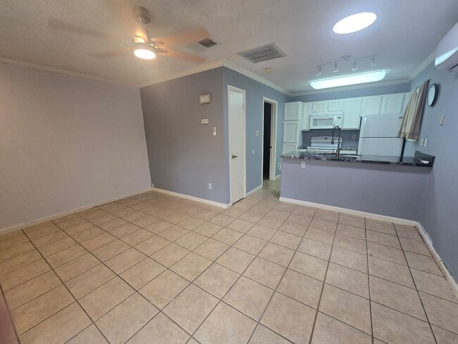 Photo - Condo