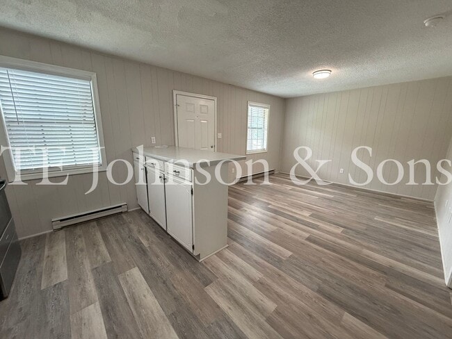Photo - Cozy 1 Bedroom Unit with Water Included on Green Oaks Ct Unit 2550 Green Oaks B