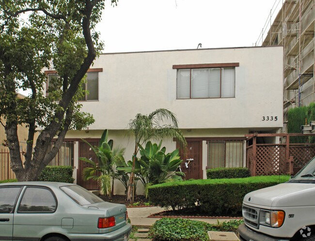 3335 Canfield Ave