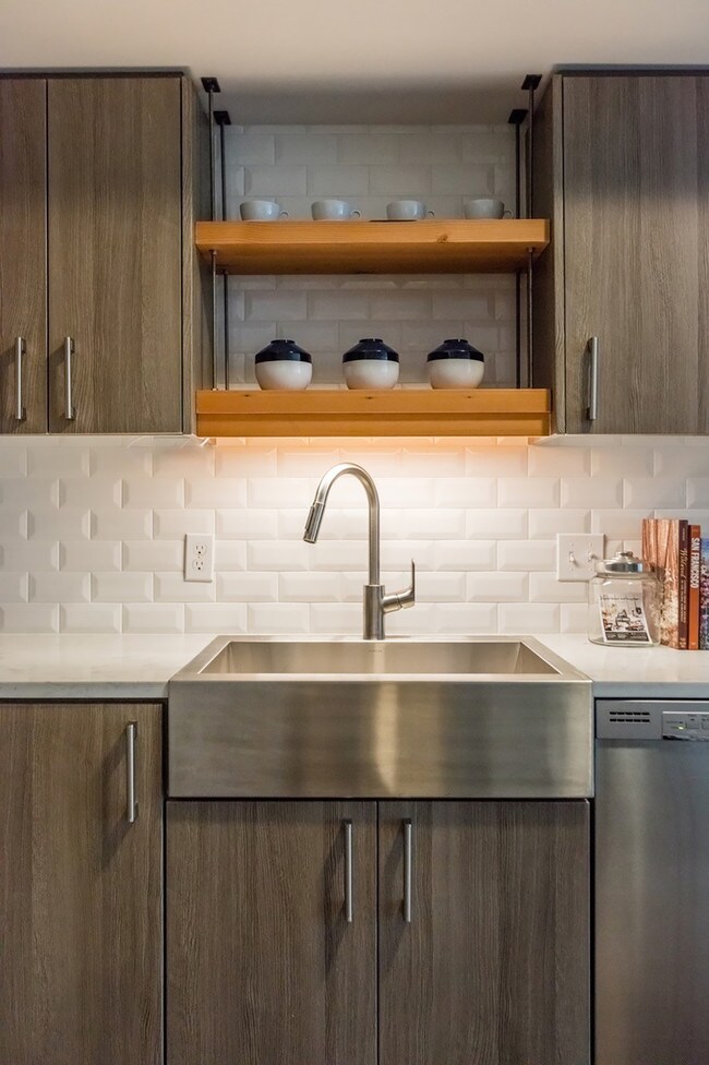 Photo - Slabtown Flats