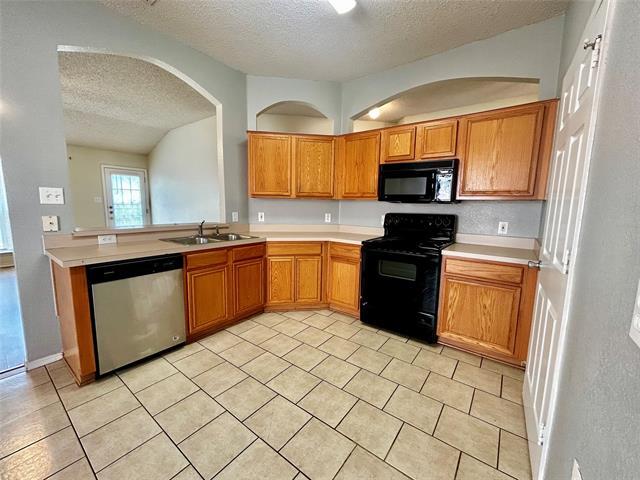 Photo - 909 Meadowlark Dr