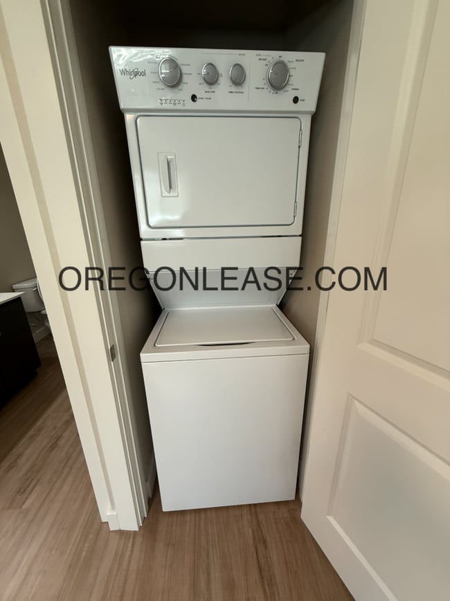 Photo - Newer 2-Bedroom Apartment located off Jasper rd in South Springfield Unidad 4080 Horace st #4