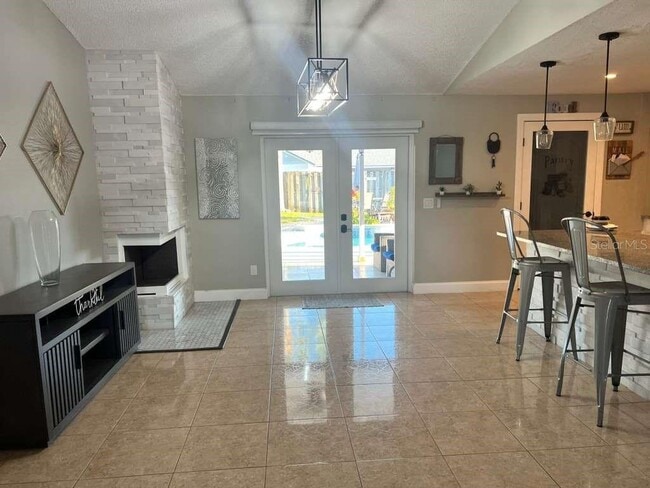 Photo - 20812 Maxim Pkwy