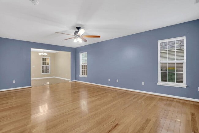 Photo - 3 bedroom 2 1/2 bath with loft