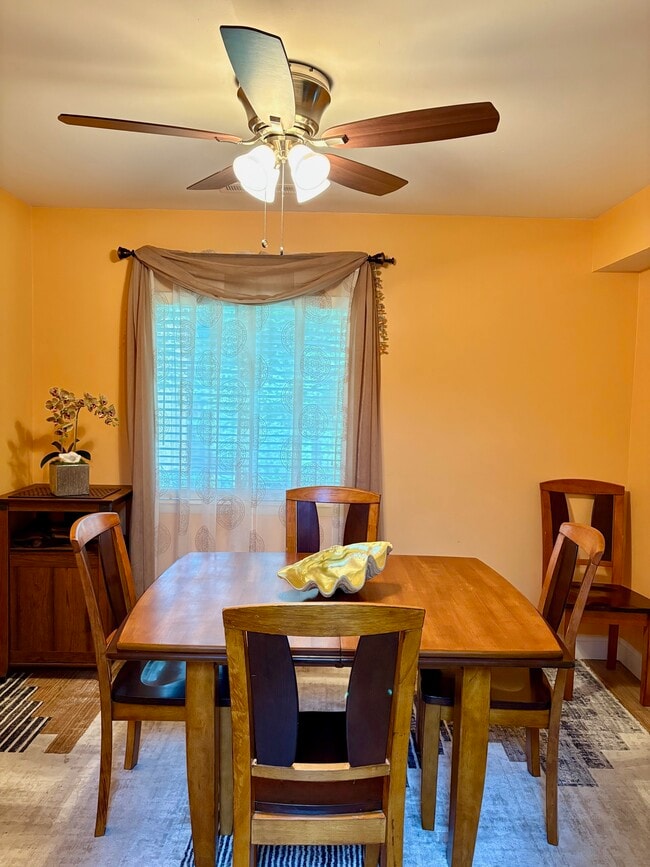 Photo - 18617 Walkers Choice Rd Unit #1
