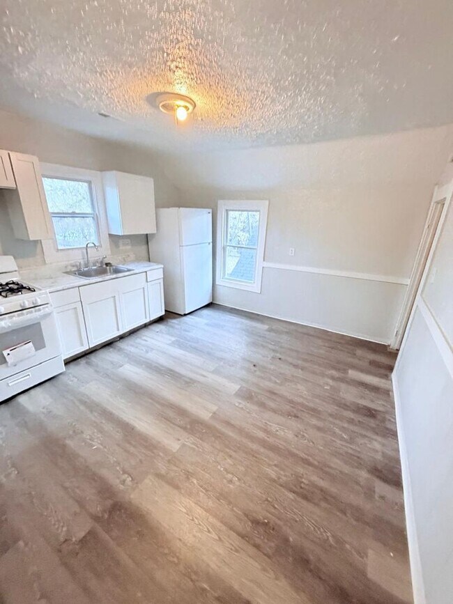 Photo - 3119 W 68th St Unit 2