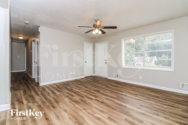 Photo - 362 Pine Valley Rd SW