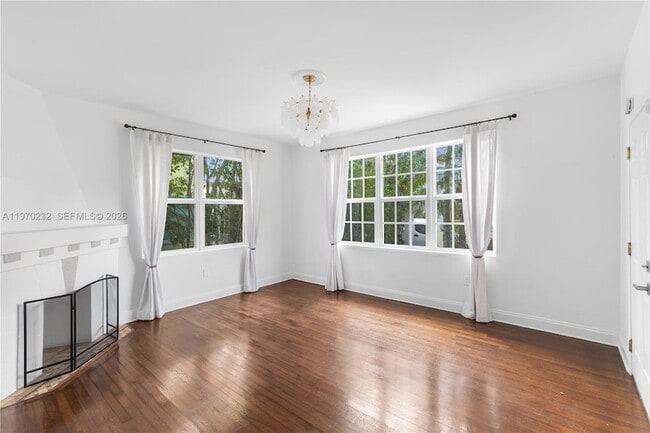 Photo - 1027 Euclid Ave Unit 1