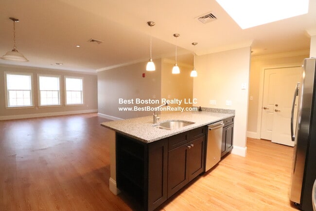 Photo - 286 Main St Unit 104