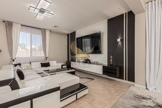 Photo - 10178 Blacktail Hill Ct