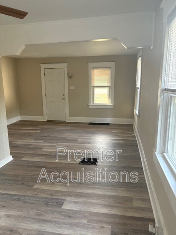 Photo - 3318 Fernwood Ave