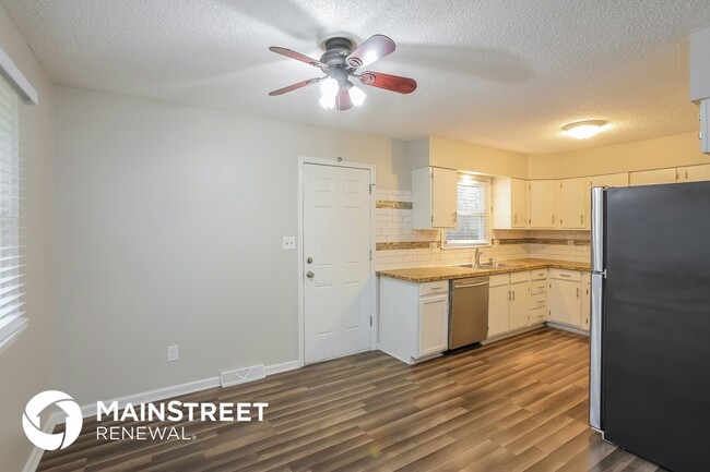 Photo - 1416 E Pacific Ave